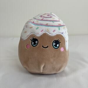 Squishmallow 5" Plush Scented Mystery Squad Cinnamon Roll Rainbow Sprinkles